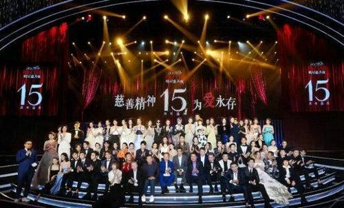 421娱乐圈吃瓜汇总,盘点近期热门吃瓜事件,揭秘明星幕后故事  第3张 421娱乐圈吃瓜汇总,盘点近期热门吃瓜事件,揭秘明星幕后故事  第3张